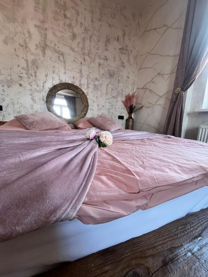 Apartmany V Podzamci V Blizkosti Zamku Blatná Eksteriør billede